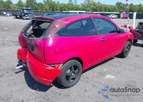 2005 Ford Focus Zx3 z USA, uszkodzony, nr VIN 3FAFP31N05R148910